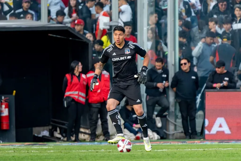 Brayan Cortés en el partido de Colo Colo vs Unión La Calera. (Foto: Guillermo Salazar/DaleAlbo)