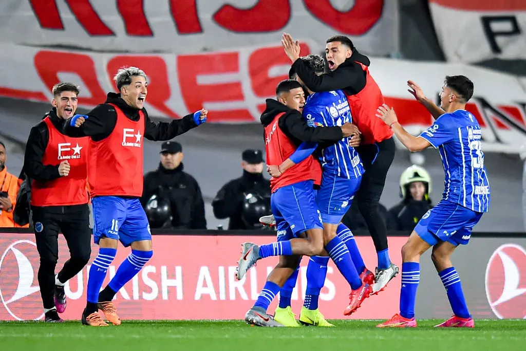 Godoy Cruz ya palpita el duelo ante Colo Colo por Copa Libertadores. Imagen: Marcelo Endelli/Getty Images