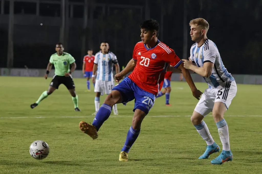 Damián Pizarro en la Selección Chilena durante el Preolímpico. (Foto: Photosport)