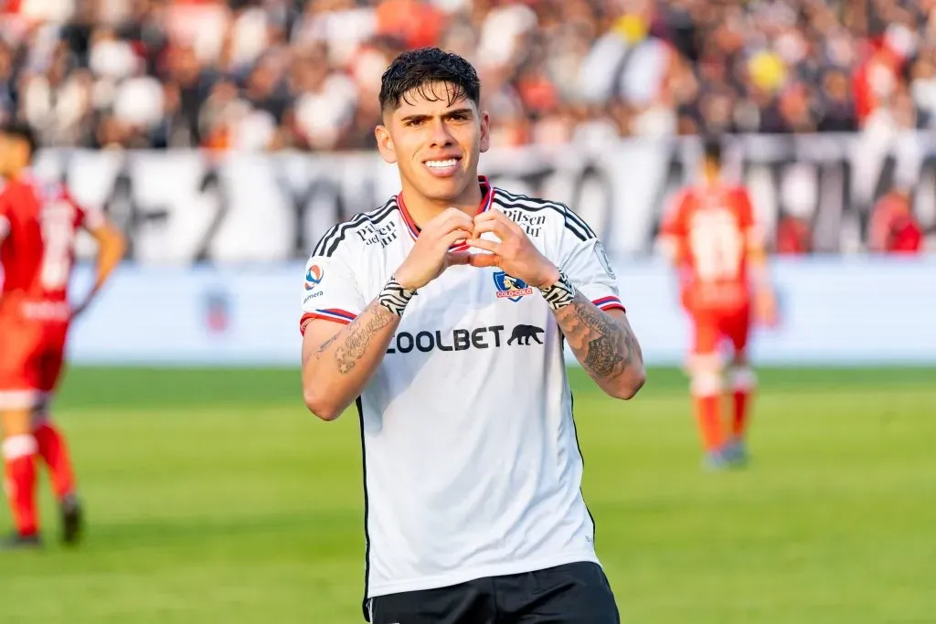 Carlos Palacios será titular en Colo Colo vs Godoy Cruz. | Imagen: Guille Salazar/DaleAlbo.