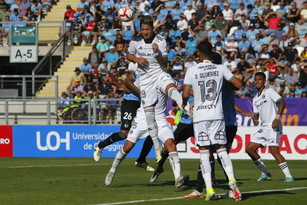 Jorge Almirón paró un equipo alternativo en Colo Colo.