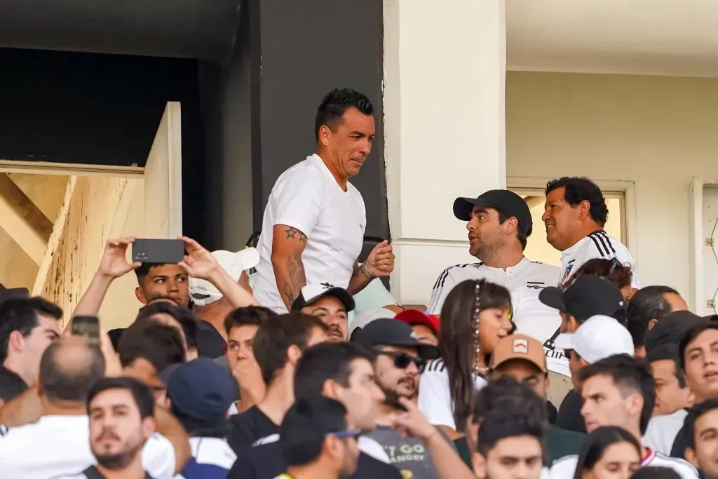 Esteban Paredes en el último Superclásico de Colo Colo vs Universidad de Chile. (Foto: Guillermo Salazar/DaleAlbo)