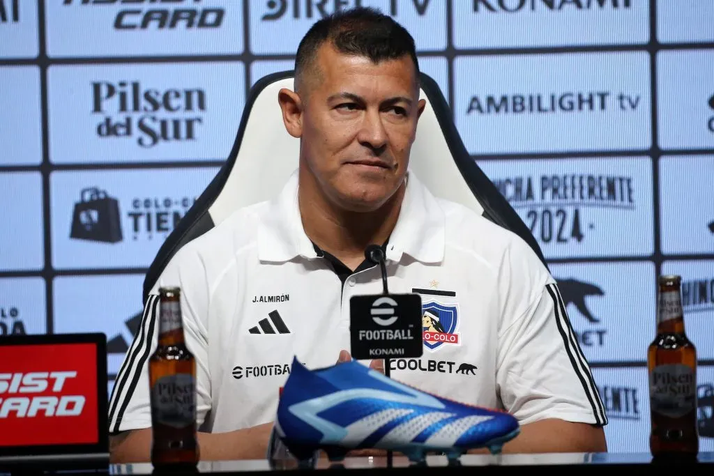 Jorge Almirón en su presentación como DT de Colo Colo. (Foto: Photosport)