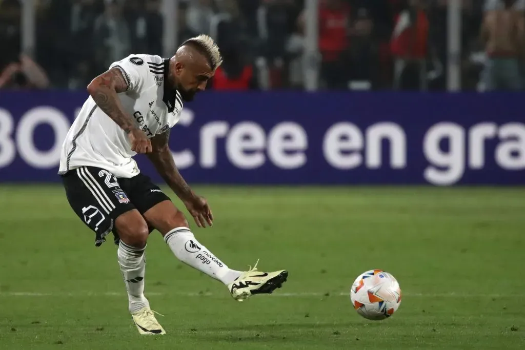 Arturo Vidal jugó casi los 90′ en el triunfo de Colo Colo.