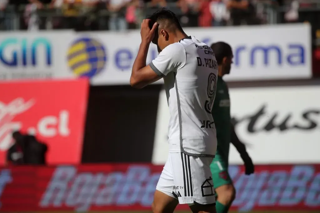 Damián Pizarro en el partido de Colo Colo vs Ñublense. (Foto: Photosport)