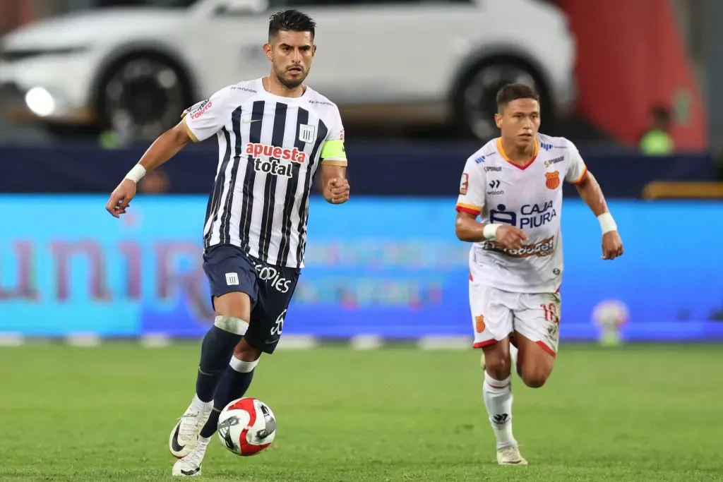 Carlos Zambrano jugando por Alianza Lima