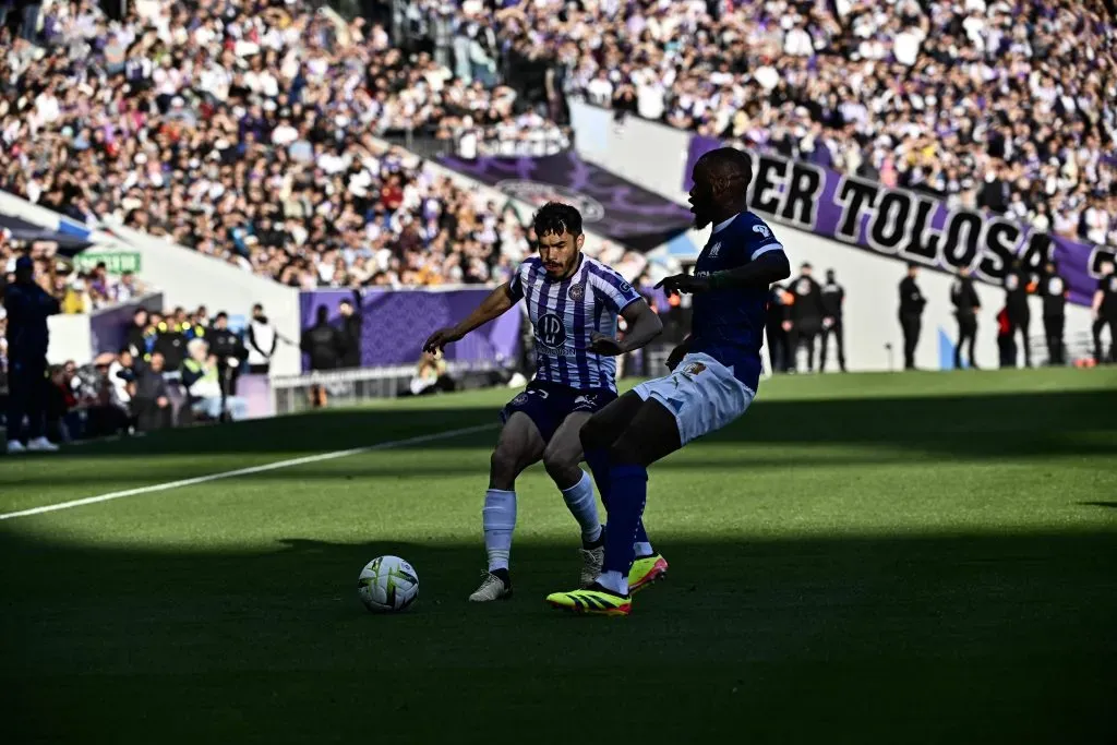 Gabriel Suazo jugando ante el Marsella