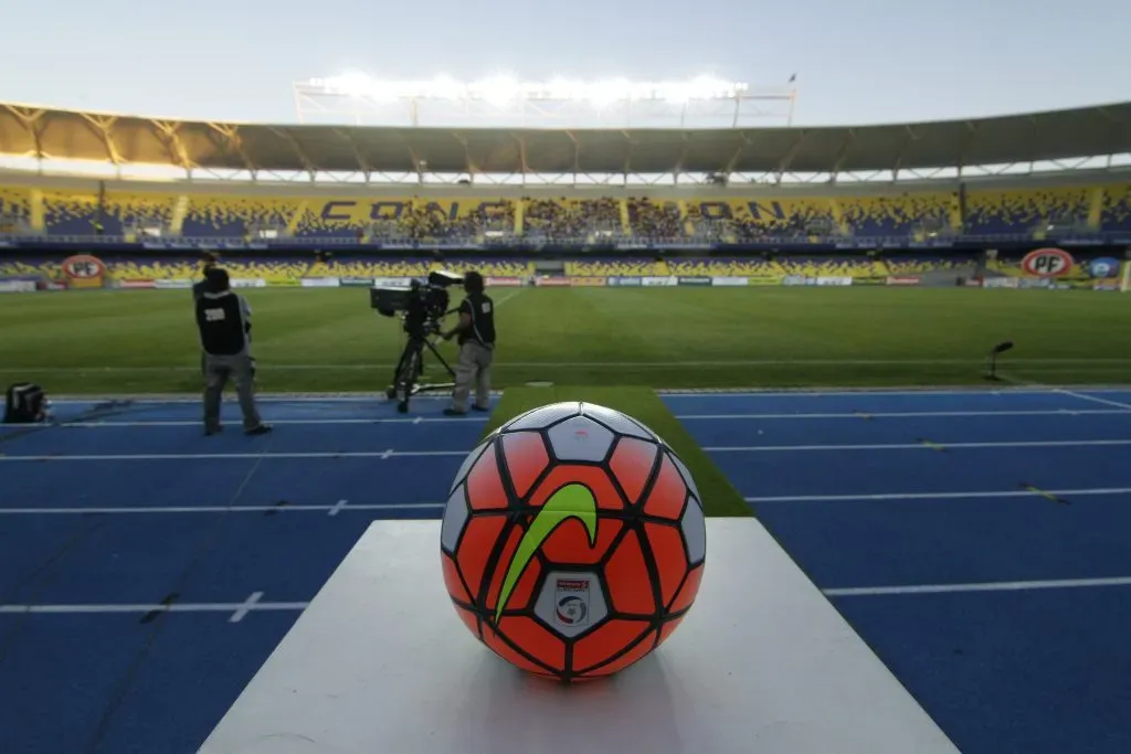 Colo Colo puede visitar el Ester Roa en Copa Chile. | Imagen: Photosport.