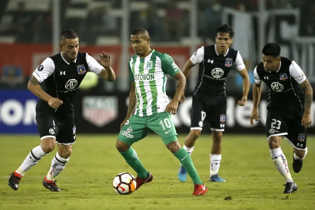 Macnelly Torres enfrentando a Colo Colo. (Foto: Photosport)