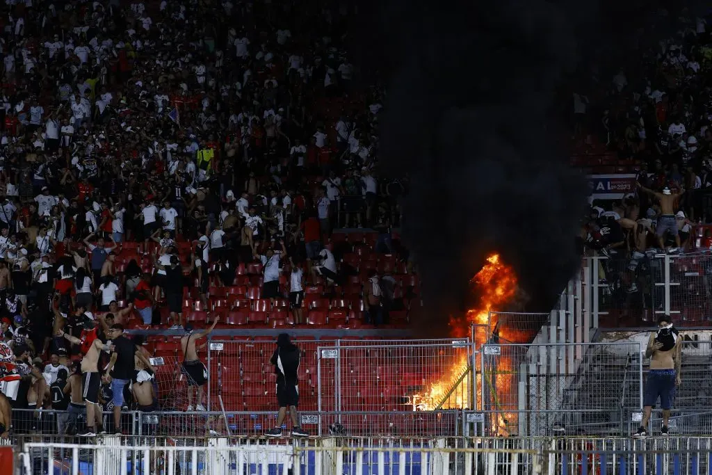 Parte de los incidentes en la Supercopa entre Colo Colo y Huachipato. | Imagen: Photosport