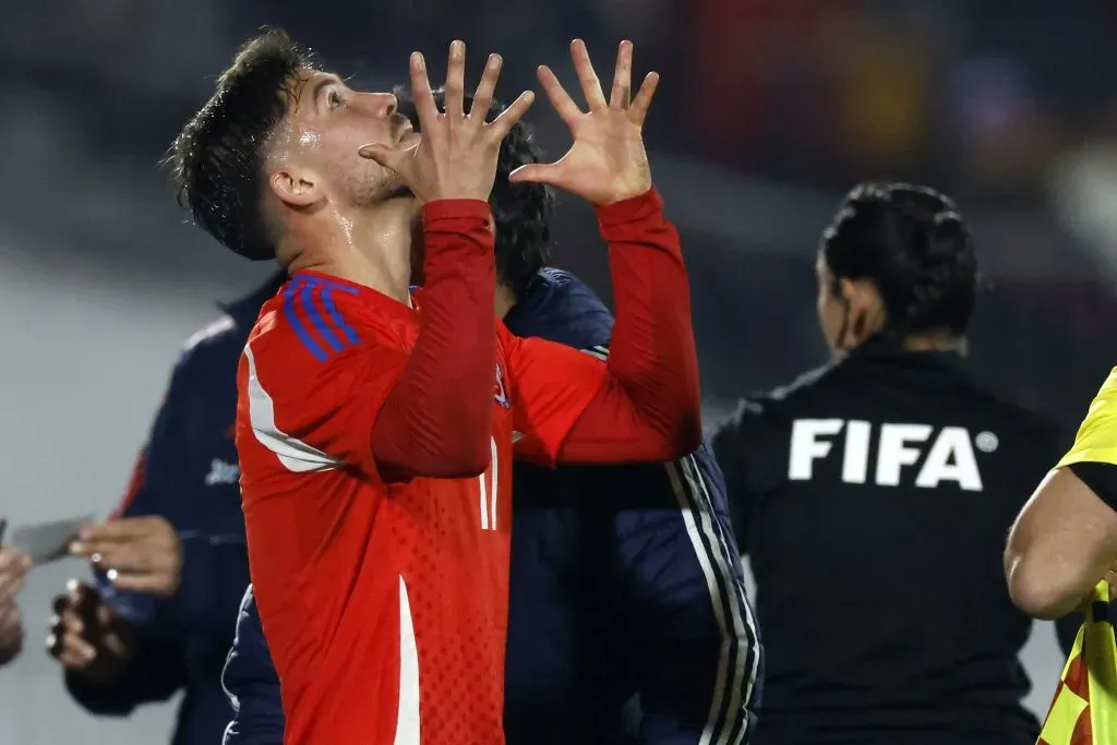 Felipe Loyola en la Selección Chilena. (Foto: Photosport)