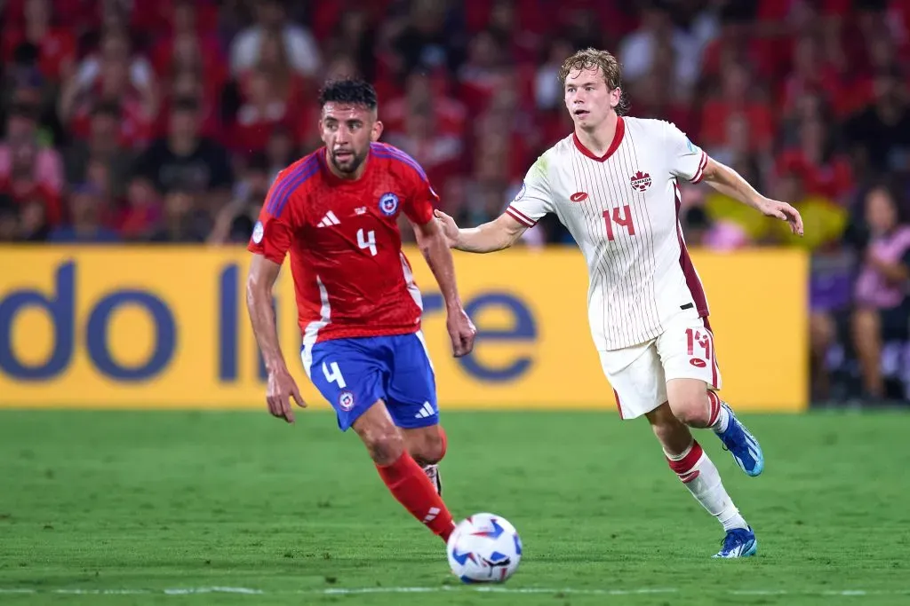 Mauricio Isla fue titular inanovible en la Copa América con la selección chilena. Foto: Photosport.