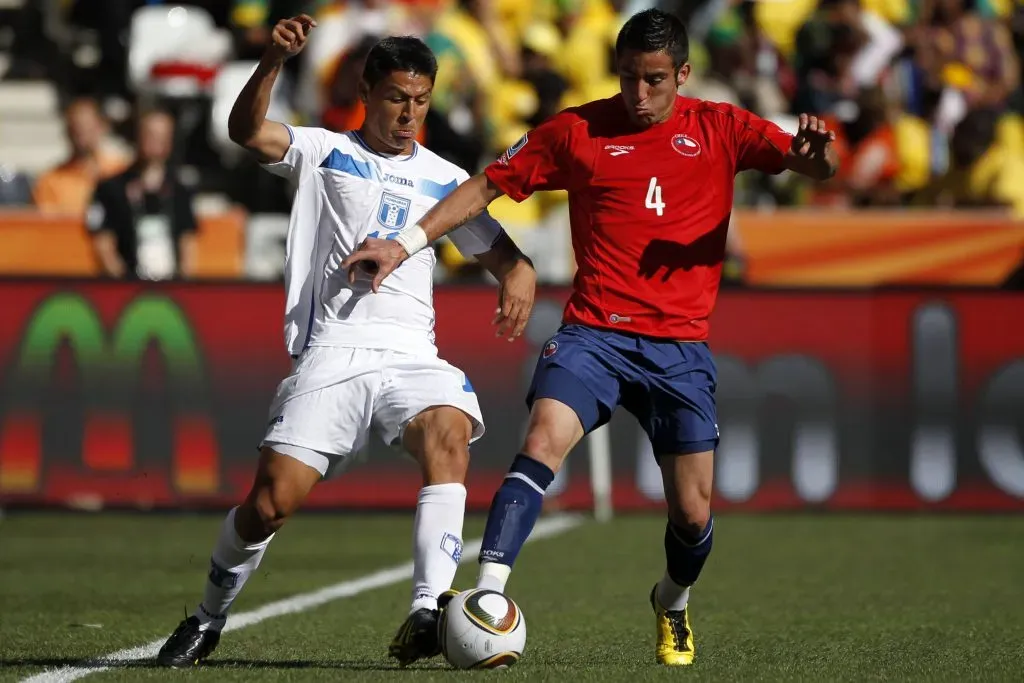 Mauricio Isla dio una asistencia ante Honduras en el Mundial de Sudáfrica 2010 | Foto: Photosport