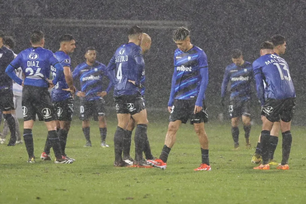 La tristeza de Huachipato luego de perder con Gremio en Copa Libertadores. (Foto: Photosport)