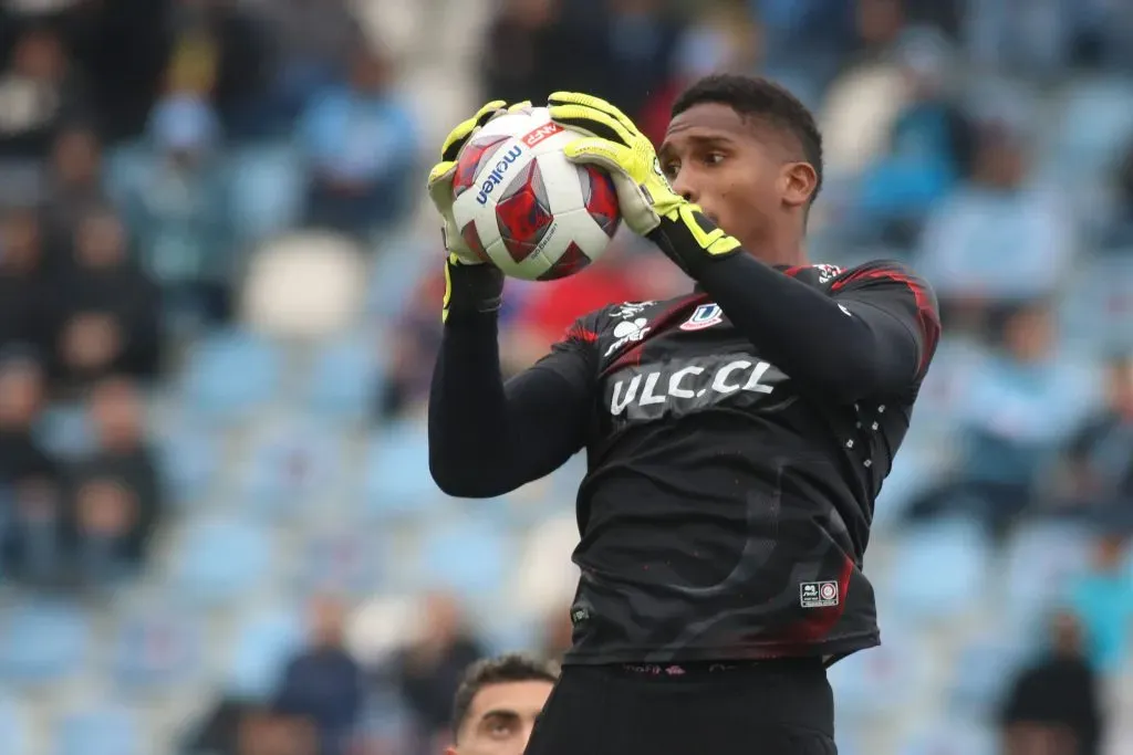 Omar Carabalí en su paso por Unión La Calera. (Foto: Photosport)