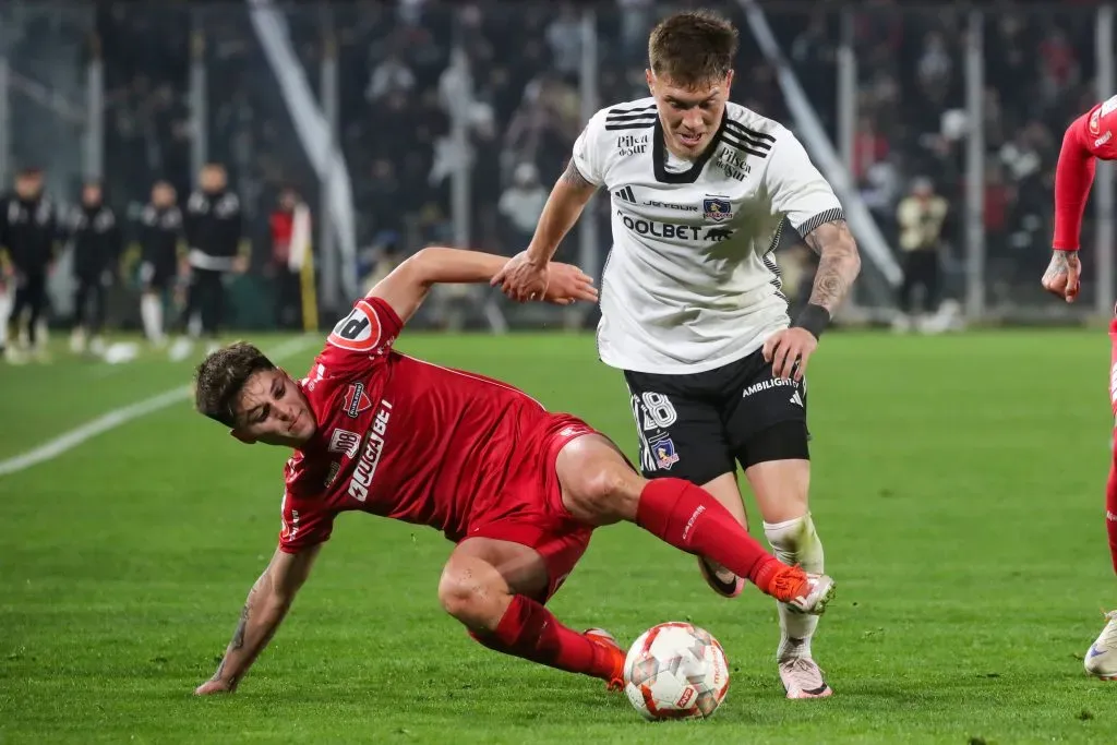 Almirón destacó el partido de Soto contra Ñublense | Foto: Photosport