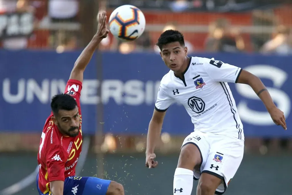 Williams Alarcón jugando por Colo Colo