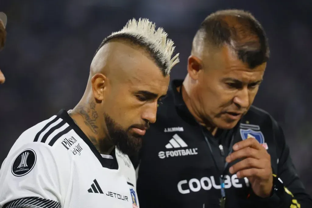 Jorge Almirón tendrá a Arturo Vidal en Colo Colo vs River Plate. | Imagen: Photosport.