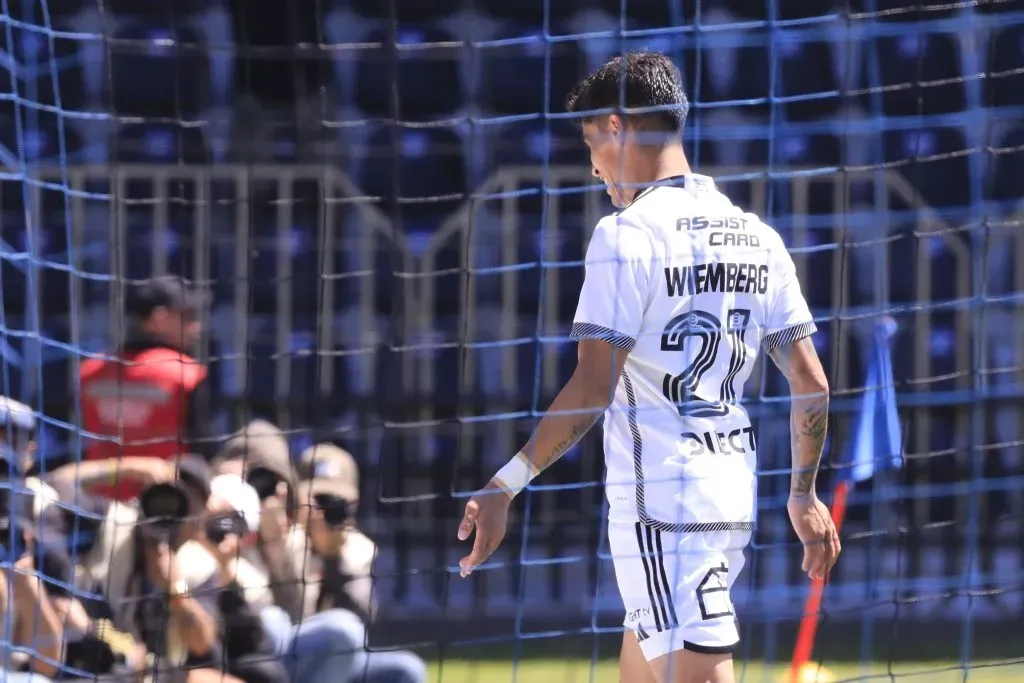 Erick Wiemberg no puede apelar a su sanción en Colo Colo. 