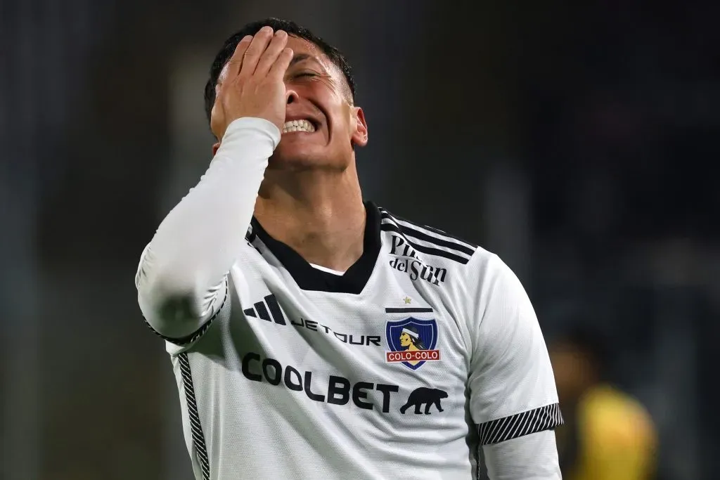 Una pubalgia no deja tranquilo a Cristián Zavala en Colo Colo | Foto: Photosport