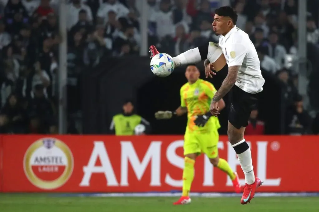 Esteban Pavez y Aníbal Mosa criticaron a Alan Saldivia por su video viral | Foto: Photosport