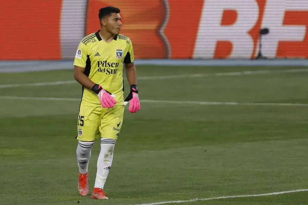 Julio Fierro fue titular en tres partidos de Colo Colo en 2021.