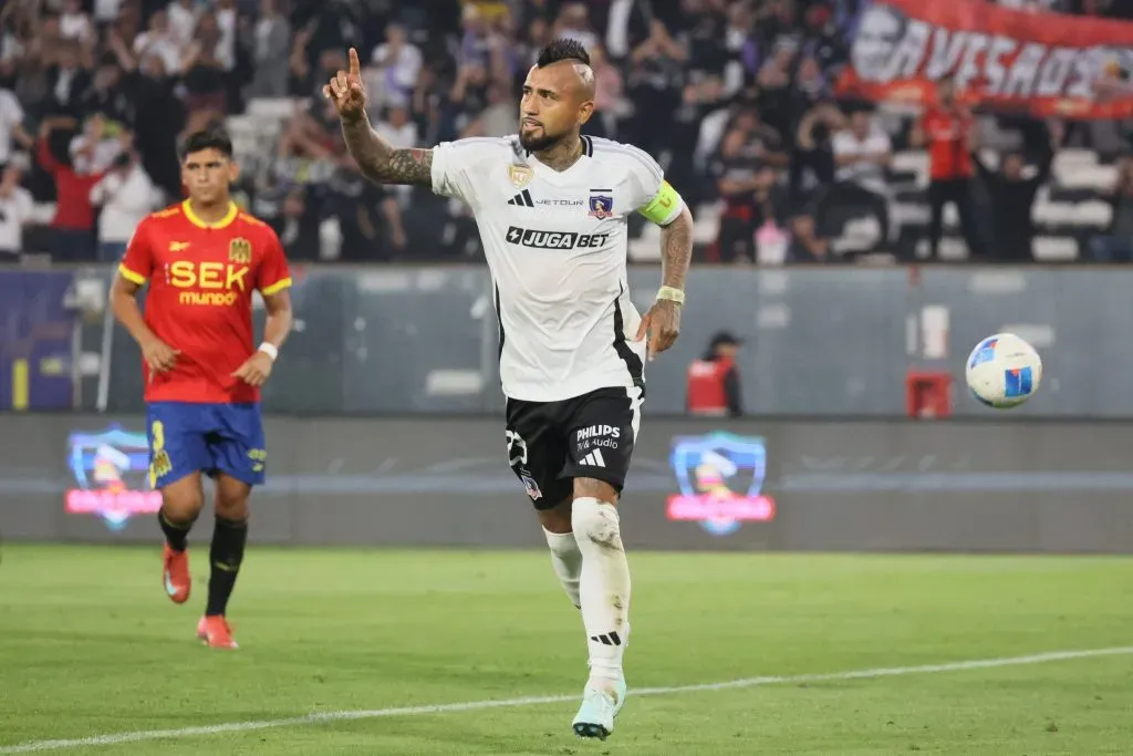 Arturo Vidal finaliza su contrato en Colo Colo