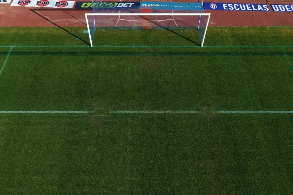 La cancha del Estadio Nacional antes del Superclásico entre Colo Colo y la U.