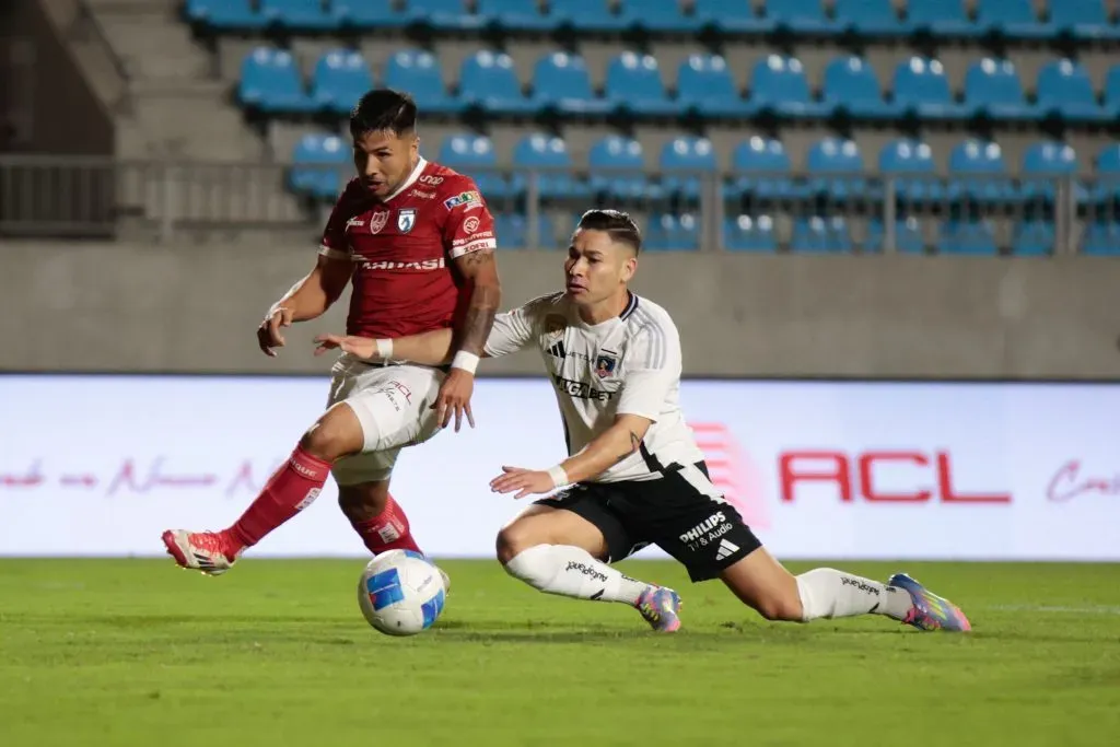 El lateral derecho quedó al margen de un partido clave. Imagen: Johan Berna/Photosport