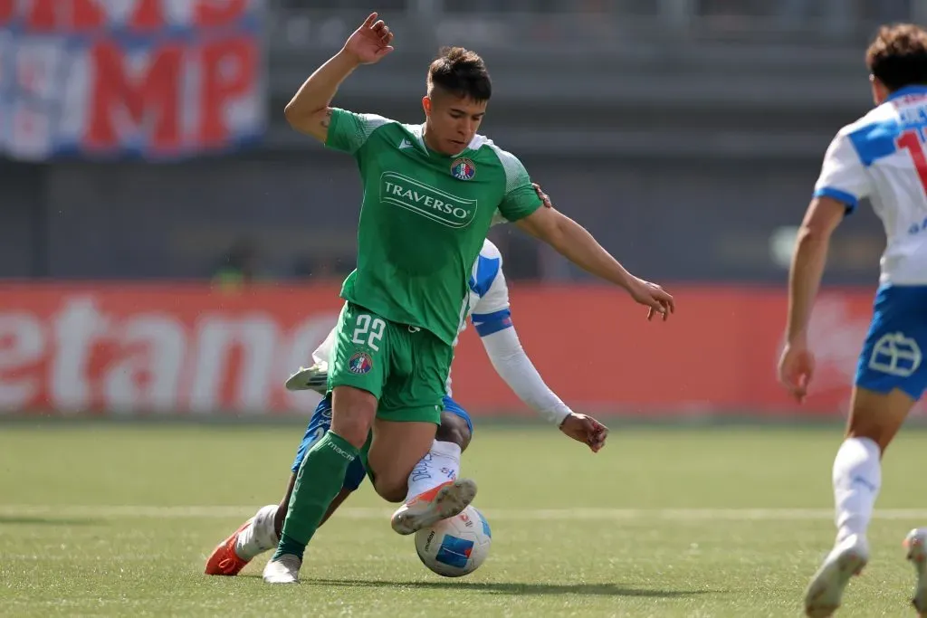 Jorge Espejo ya no puede llegar a Colo Colo
