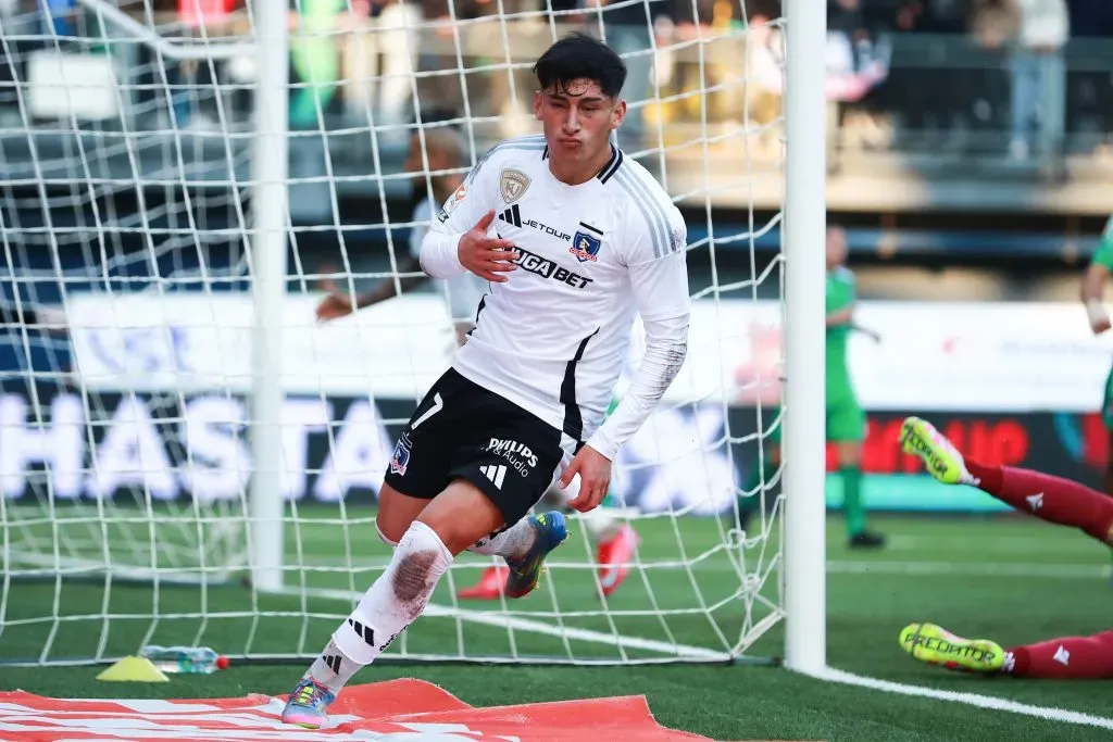 Colo Colo, más que nunca, necesita sumar 90 minutos sub 21 por partido | Foto: Photosport