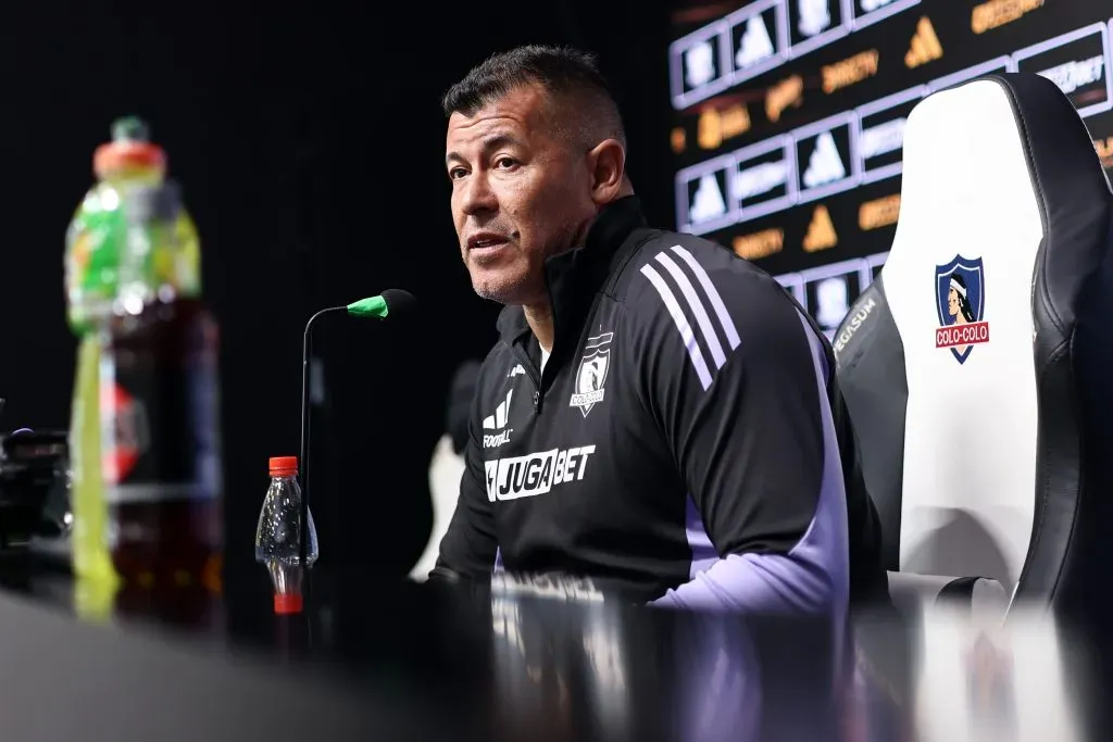 Jorge Almirón habló en conferencia de prensa este viernes | Foto: Photosport