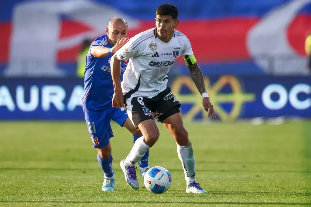 Esteban Pavez en el Superclásico disputado en el Nacional. (Foto: Photosport)