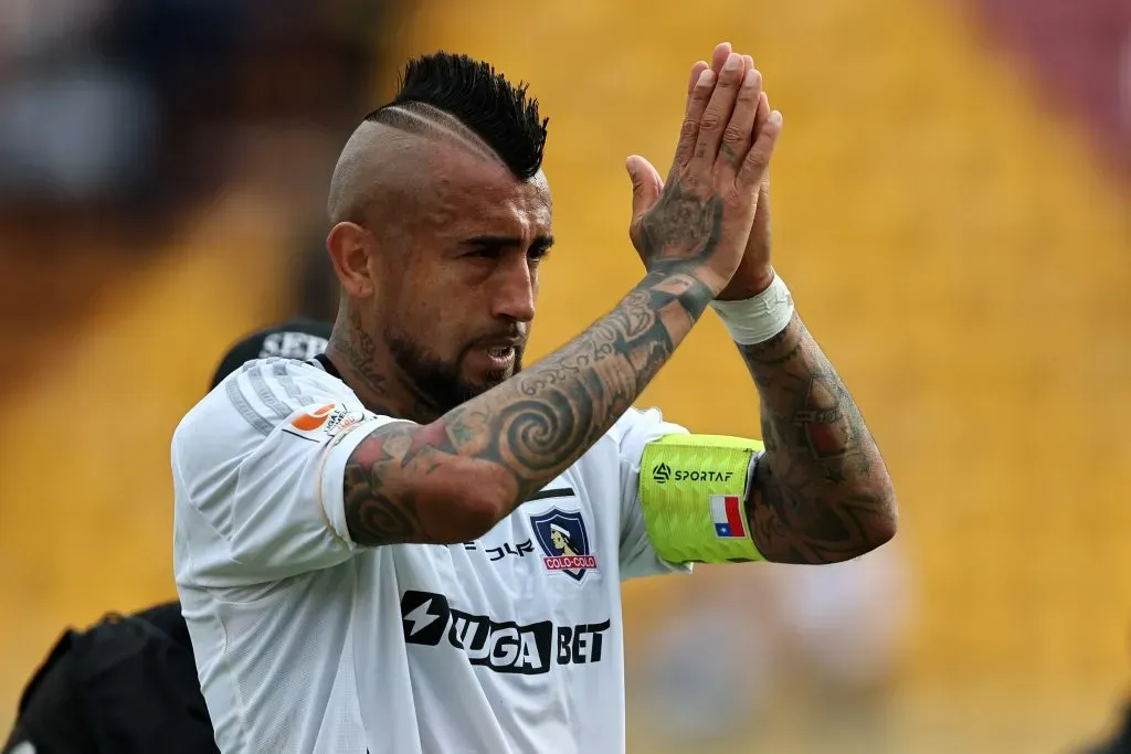 Arturo Vidal en el último partido de Colo Colo. (Foto: Photosport)
