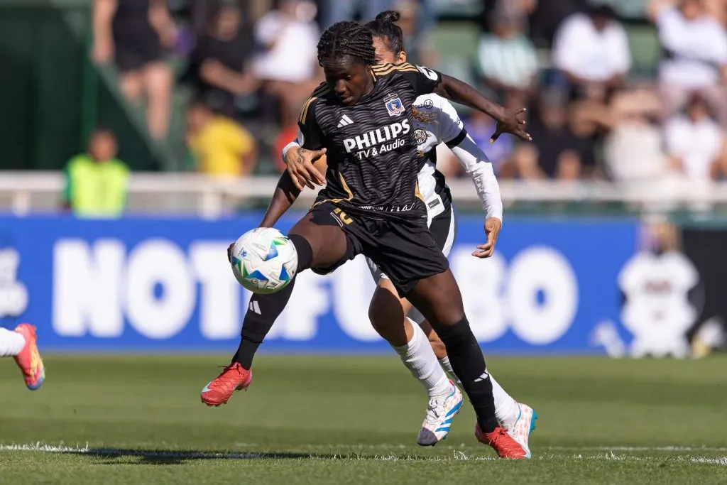 Mary Valencia, goleadora del partido de Colo Colo femenino. (Foto: Staff Images Woman / CONMEBOL)