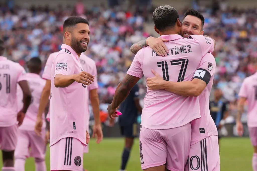 Inter Miami CF celebrates his goal with Lionel Messi. (Photo by Mitchell Leff/Getty Images)