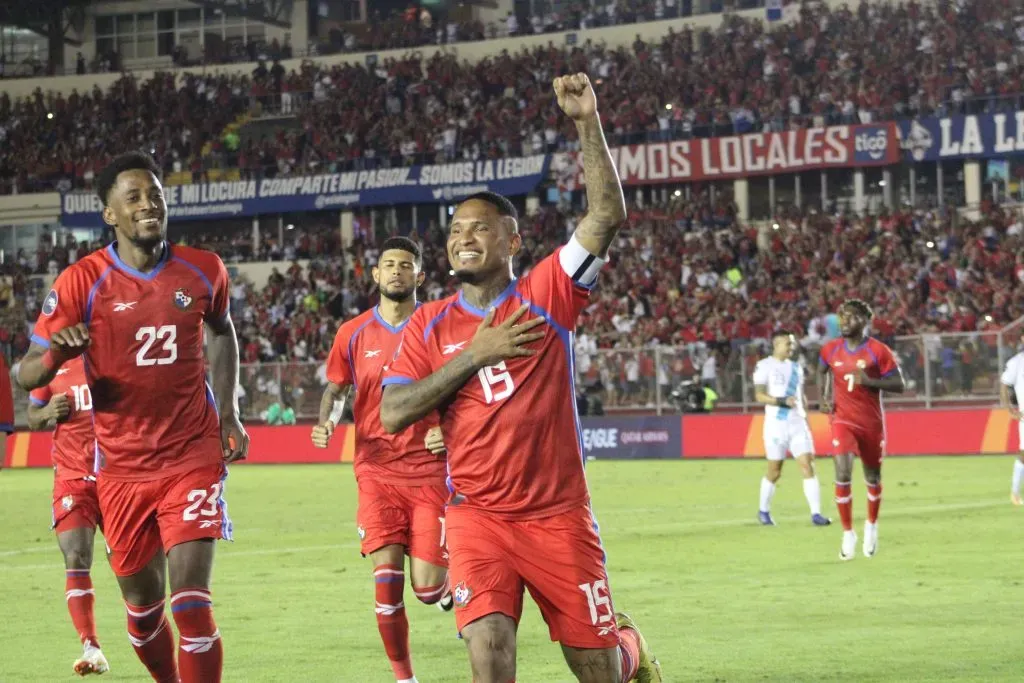 Erick Davis tras anotarle a Guatemala (Foto: Fútbol Centroamérica)
