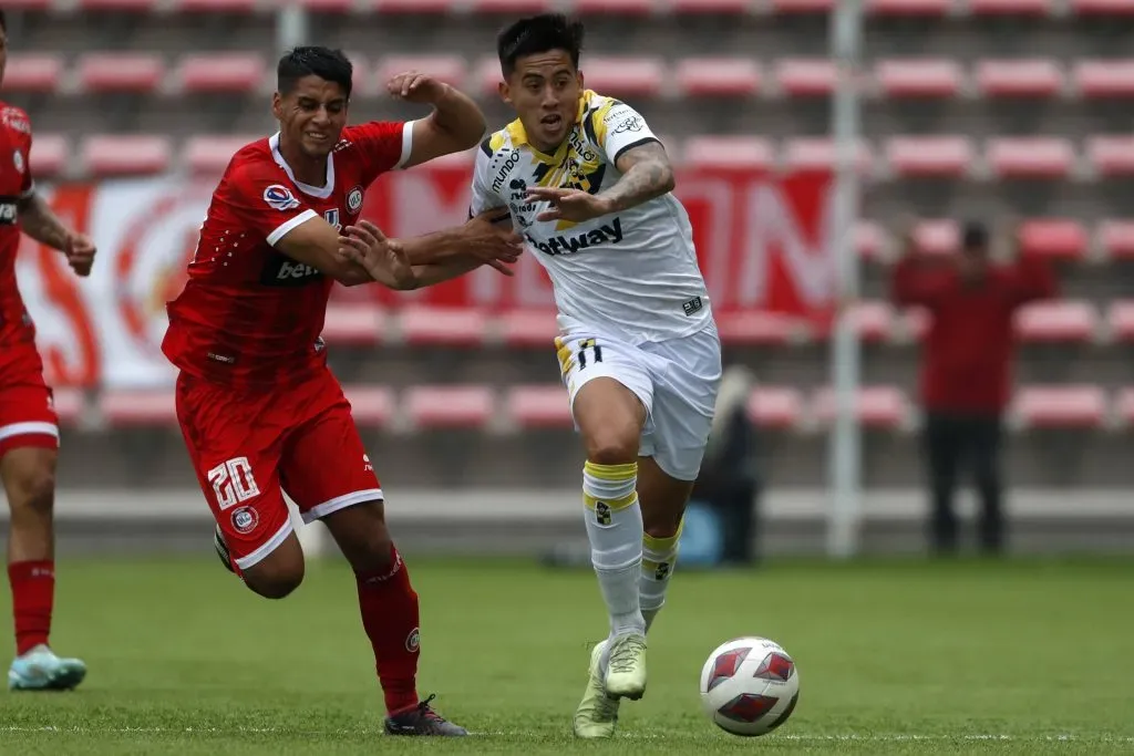 Gila confirmó el interés del Saprissa por Palavecino.