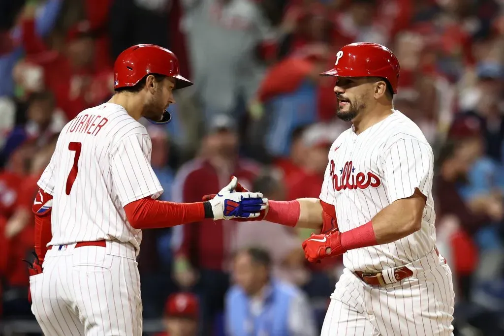 Turner y  Schwarber se repartieron los tablazos de Phillies en el juego 2 de la NLCS 2023 (Foto: Getty Images)