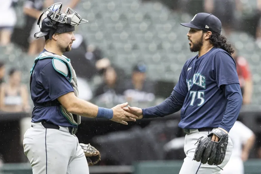 Andrés Muñoz llegó a 18 rescates en la campaña 2024 ante White Sox de Chicago | 28 de julio 2024, Guaranteed Rate Field (Getty Images)