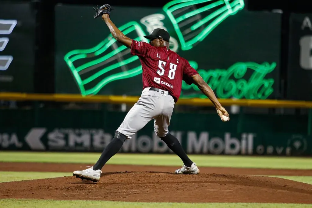 Radhamés Liz 5.1 IP | 3 H | 1 R | 2 BB | 4 K vs Leones de Yucatán | 2do juego 1er playoffs 2024 | Estadio Víctor Cervera Pacheco, Kanasín (Cortesía)