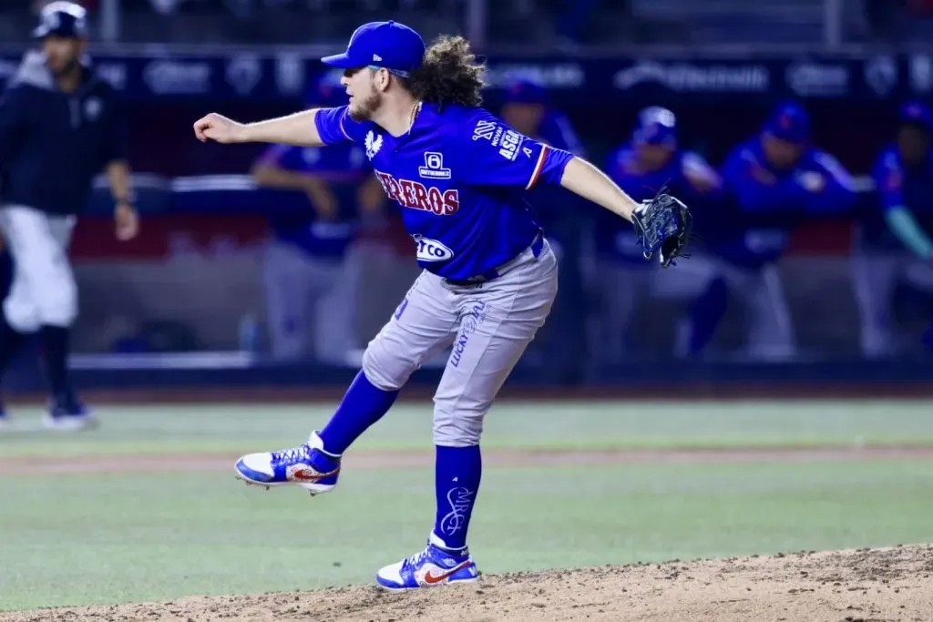 Wilmer Ríos abrió por Acereros en el primer de la Serie de Zona 2024 ante Sultanes (Cortesía)