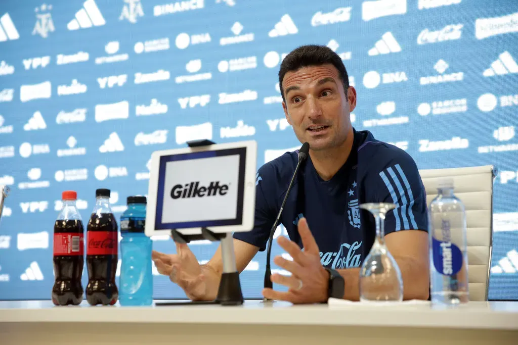 Lionel Scaloni dejó en claro los planes que tiene con Messi (Getty Images)