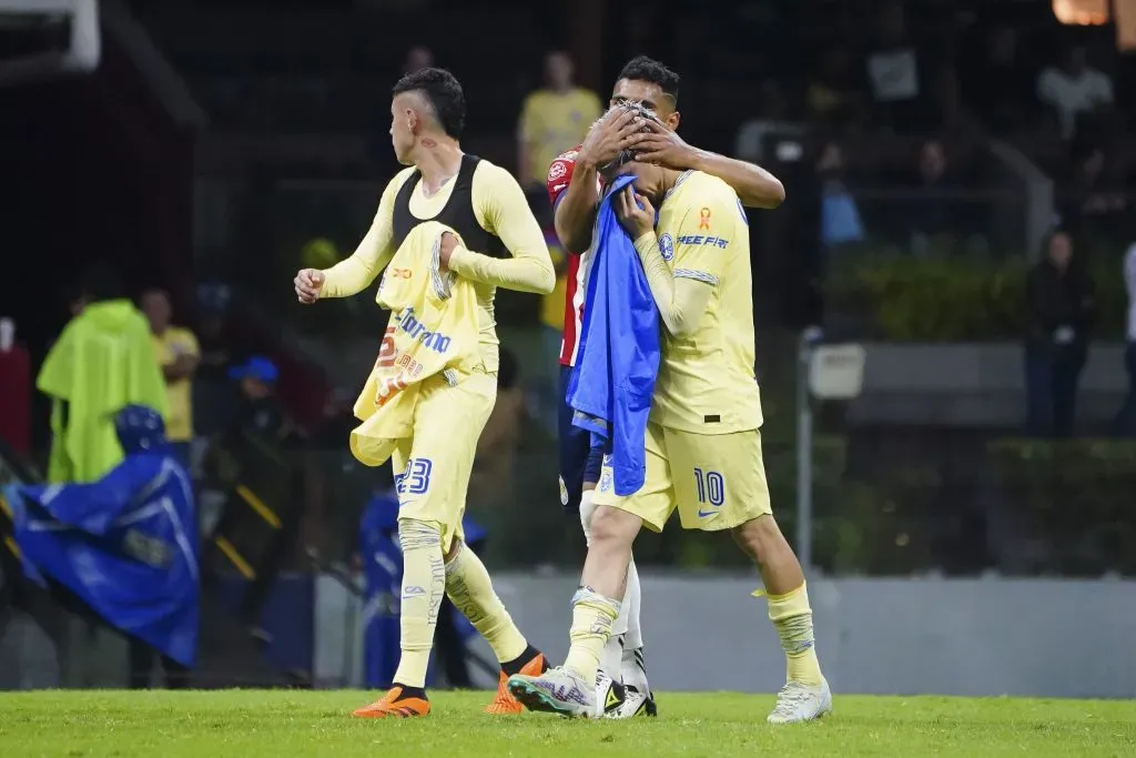 El América lloró su eliminación a manos del Chivas de Guadalajara (Imago)