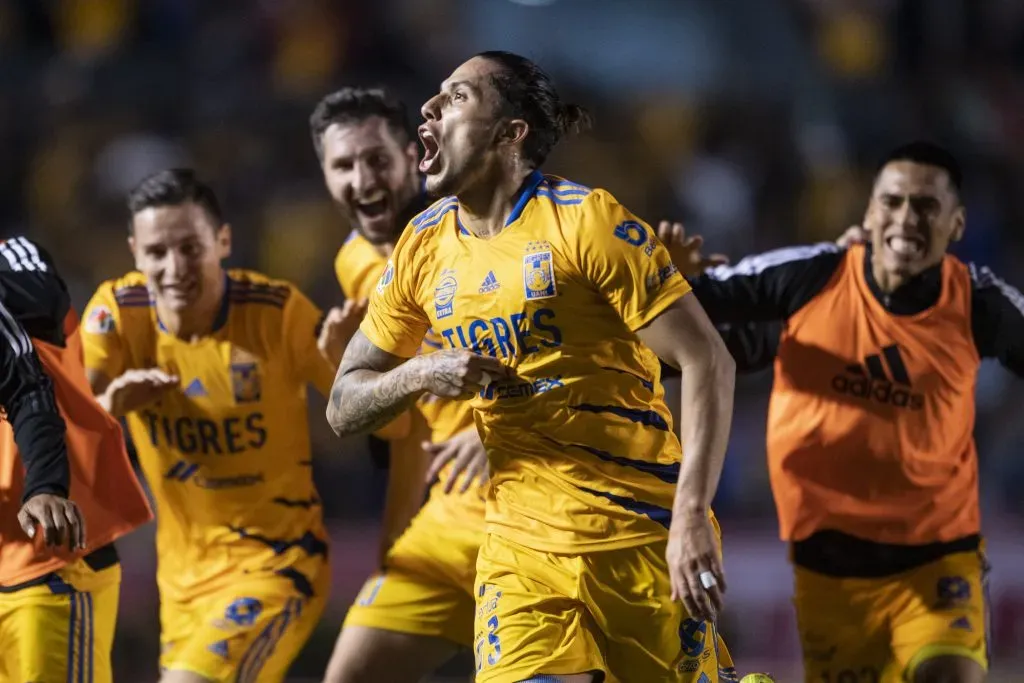 Carlos Salcedo, figura de los Tigres en 2021 (Getty)