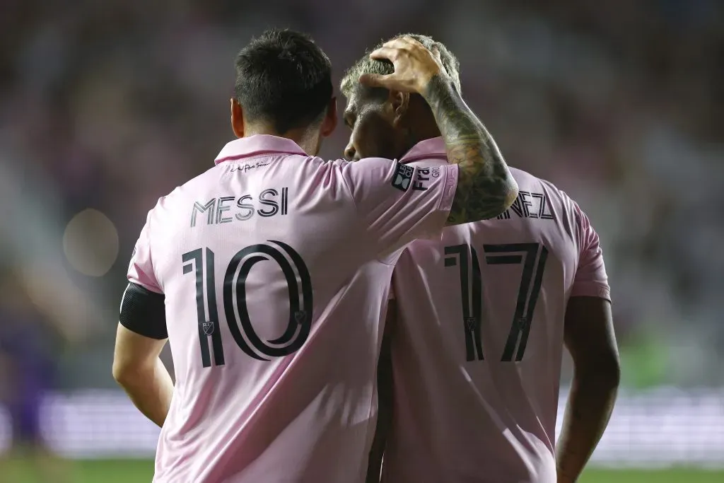 Lionel Messi y Josef Martínez celebran una anotación del Inter Miami (Miami)