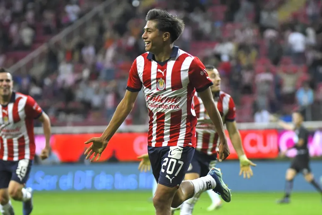 Chivas durante el partido ante Cruz Azul de la jornada 16 del torneo Apertura 2023. Foto: Imago7