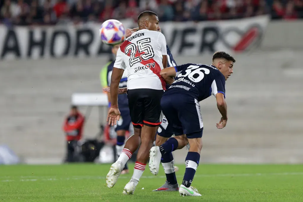 Salomón Rondón venía jugando poco y fue titular las últimas dos fecha. En Rosario seguramente descansará. (Foto: Getty).