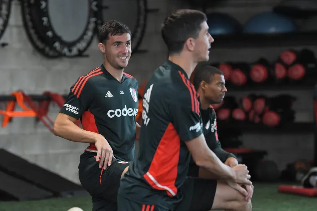 José Paradela podría meterse en el equipo titular. (Foto: Prensa River).