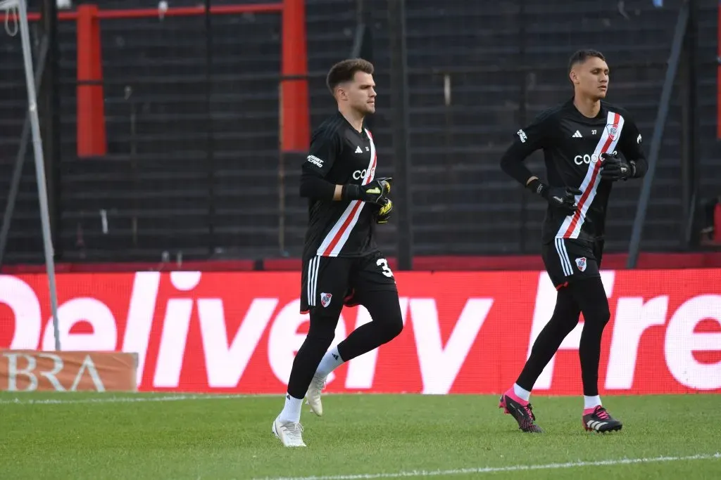 Ezequiel Centurión volvió a custodiar los tres palos del arco de River (Foto: LPM)